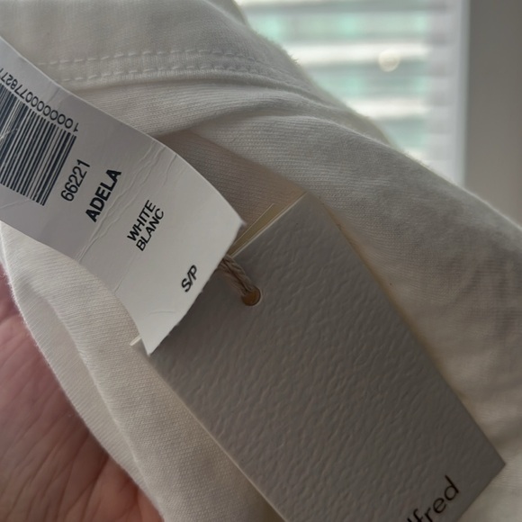 WHITE Aritzia Adela shirt - Picture 3 of 3